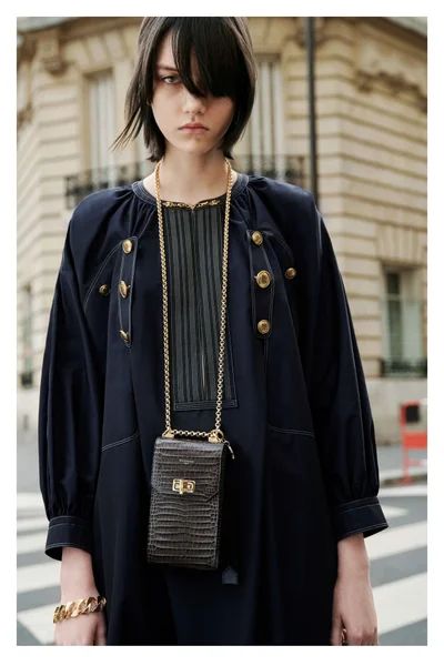 Look 12